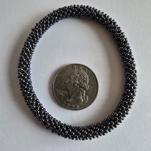 Bead bracelet roll on black glass beaded - Picture 3 of 6